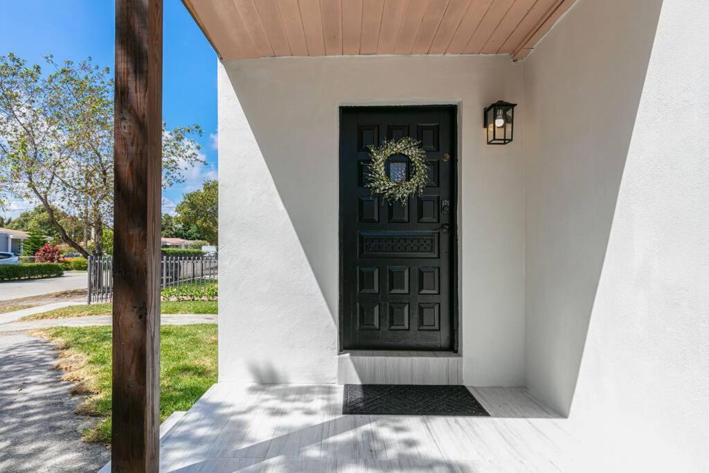New Miami Home, Pool Near Airport And Beaches, King Bed المظهر الخارجي الصورة